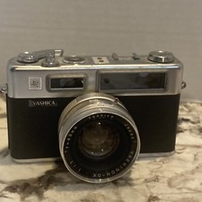 Yashica Electro 35 G 35mm Rangefinder Film Camera with Case UNTESTED READ