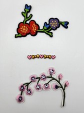 LOT OF 3 EMBROIDERED FLOWERS AND HEARTS PATCHES