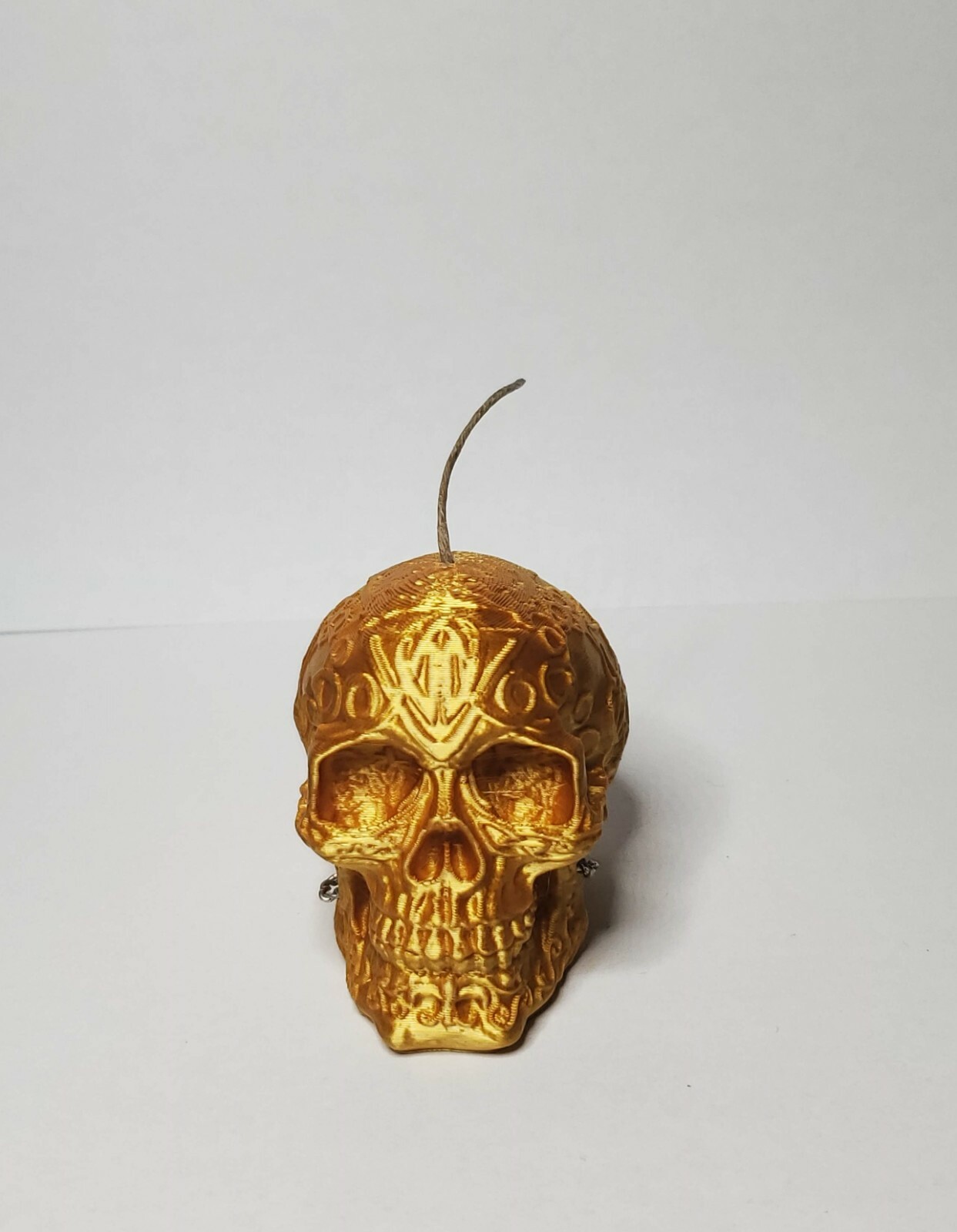 Skull Hemp Wick Dispenser with 6ft of 100% Hemp Wick