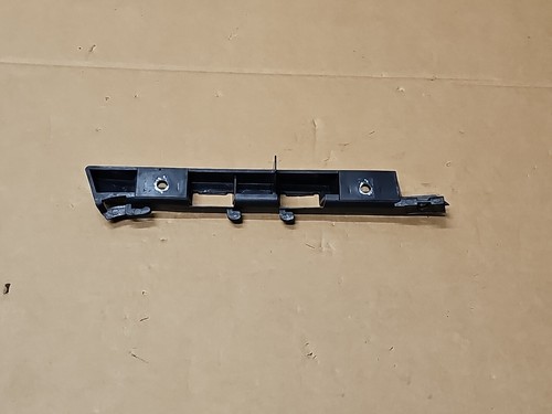 BMW 7er E65 E66 E67 Stoßstangenhalter Halter Vorne Links 51117135575 7135575