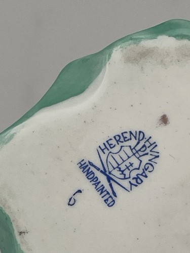 Herend Hungary Hand Painted Porcelain Frog Blue Fishnet On Green Lily Pad #5355 - Picture 11 of 17