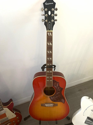 Epiphone Hummingbird Studio Dreadnought 6-String Sunburst Spruce/Rosewood