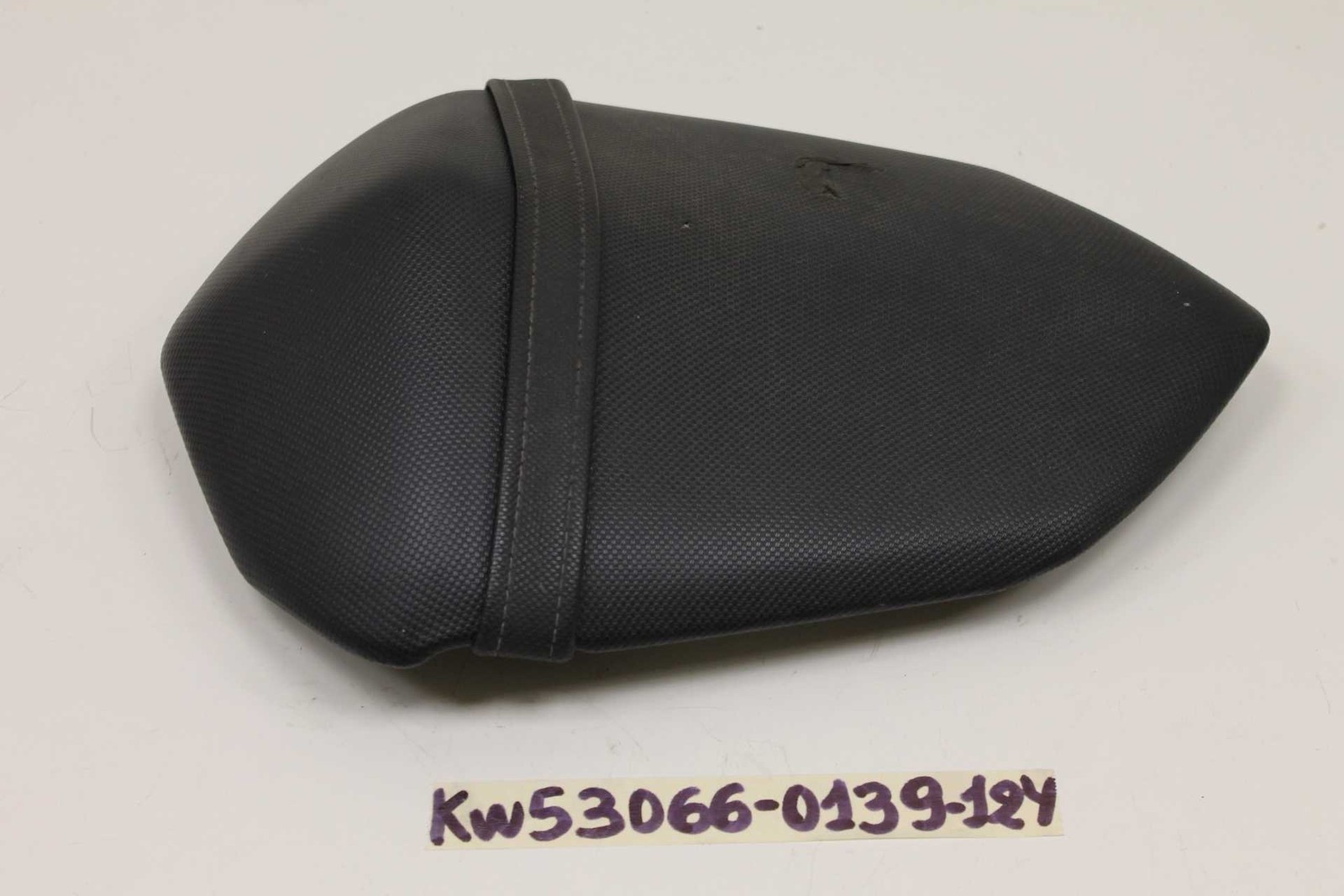 Kawasaki Z 750 07 12 Sella posteriore Rear seat CON STRAPPO