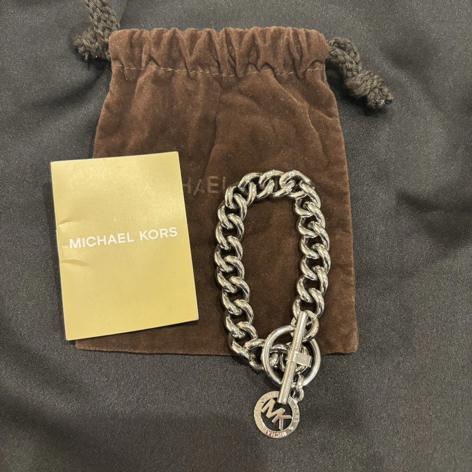 Michael Kors Silver Tone Logo Chain Link Toggle Bracelet - Image 3 of 3