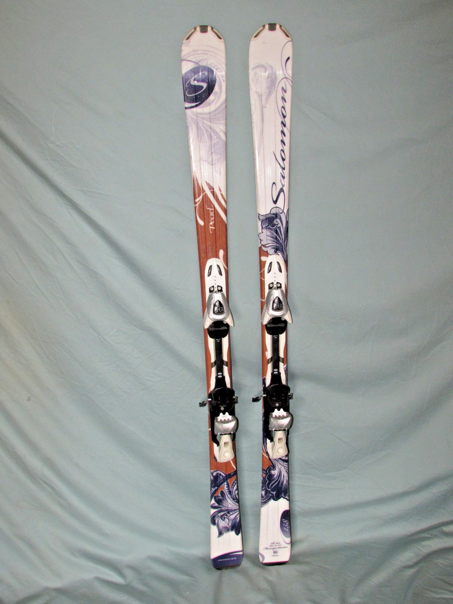 Salomon PEARL women's All Mtn skis 158cm with Salomon L39