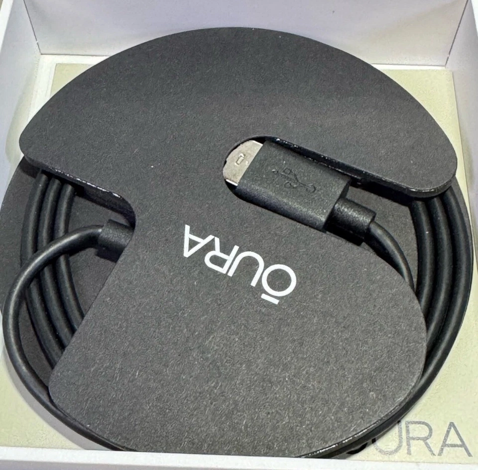 Oura Ring Gen3 Horizon - Black - Size 10 - Smart Ring - Image 4 of 4