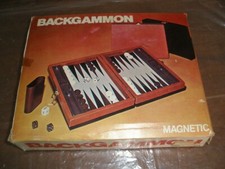 VINTAGE MAGNETIC BACKGAMMON BOARD GAME COMPLETE