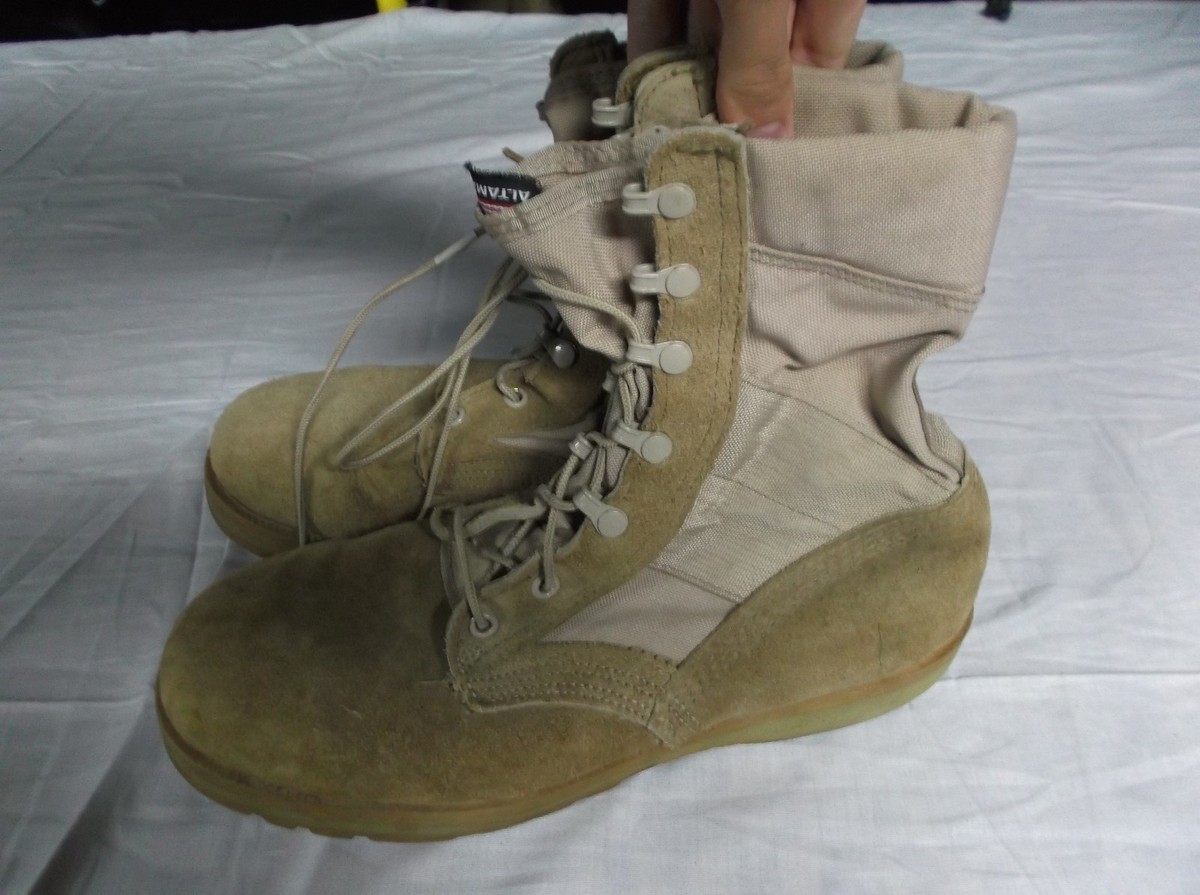 Altama Hot Weather Vented Tan Combat Boots Vibram Soles Tan  display picture 3