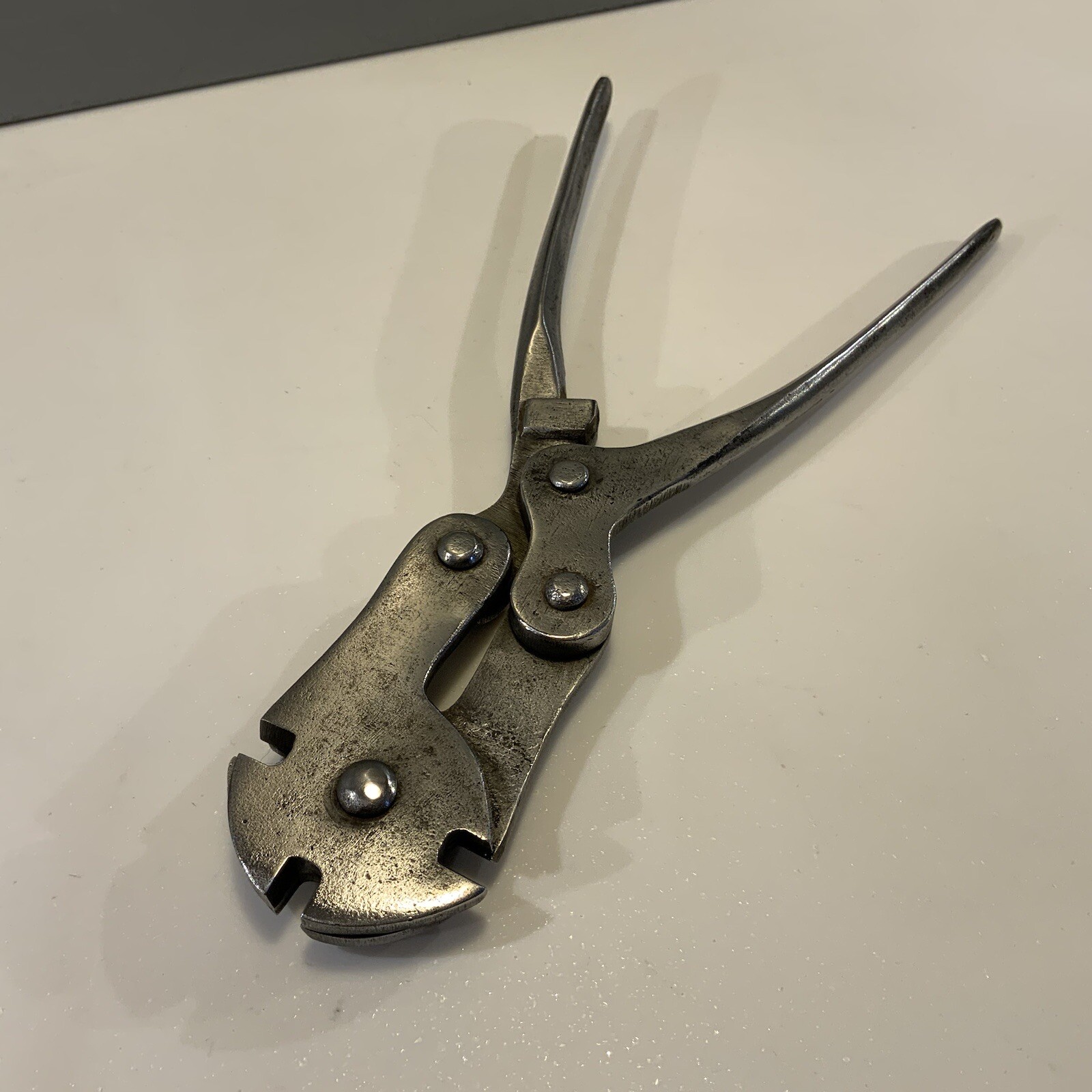 VINTAGE BARBED WIRE CUTTERS / FENCING WIRE CUTTERS 11” INCH eBay