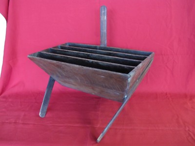 Primitives - Magazine Rack