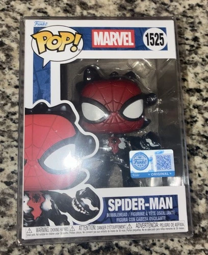 Funko Special Edition Pop! Marvel Spider-Man #1525 Bobblehead Figure w/Protector