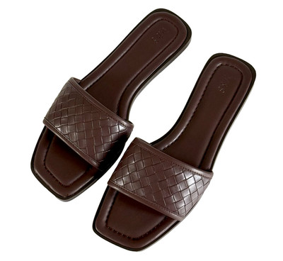 M&S gewebte flache Pantoletten Sandalen UK-Größe 6 EU39 offene Zehenpartie schokoladenfarben Sommersandale