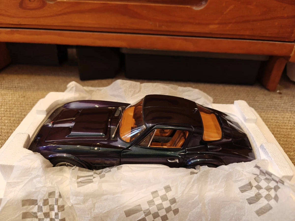 Exoto 1/18 Cobra Daytona Coupé #98GT 1965 – Signée Carroll Shelby – Neuf En Boîte