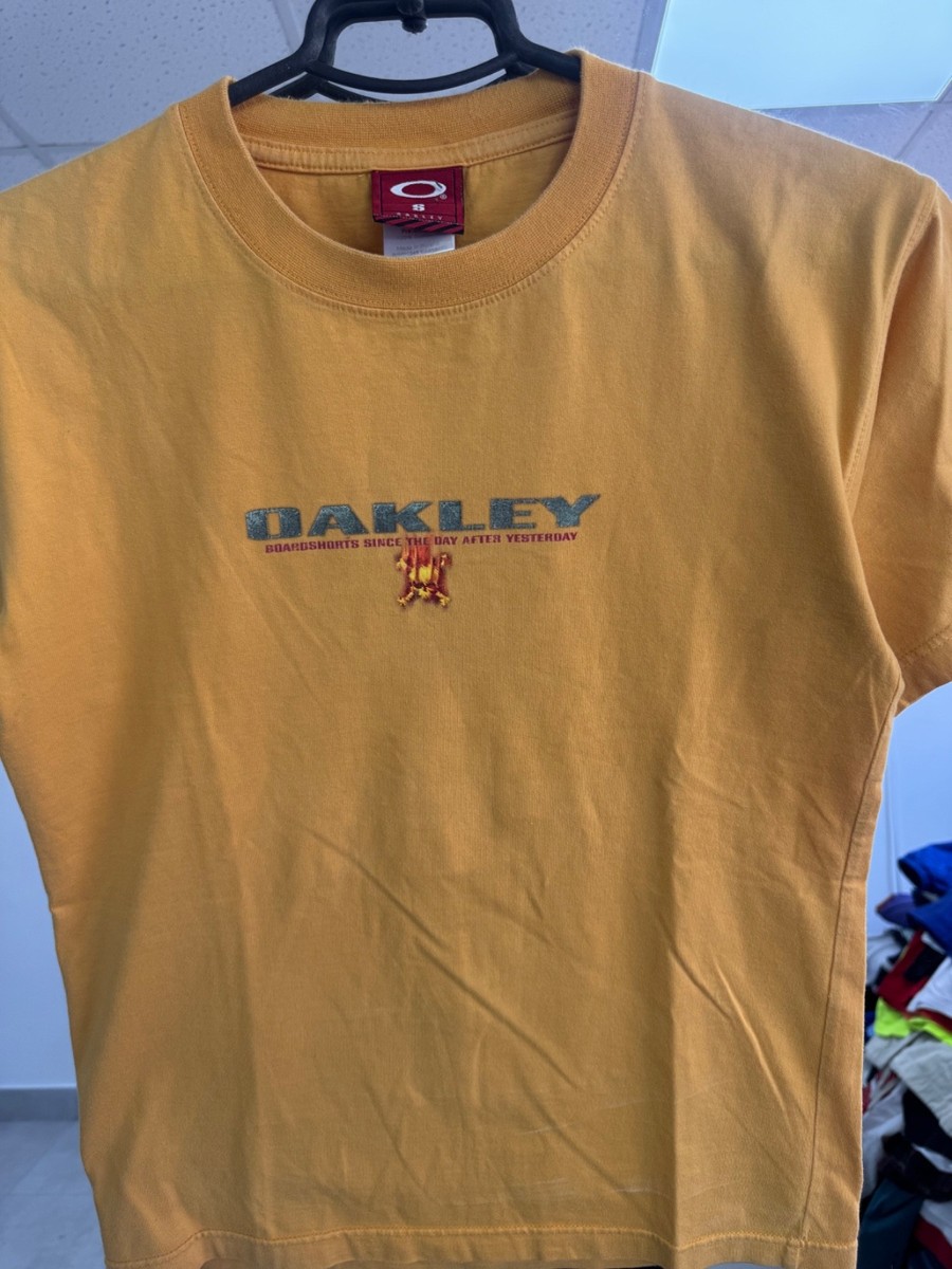 Vintage 90's Oakley Flame T shirt Y2k Tee Board Very Rare Spellout