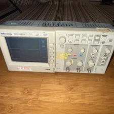 Tektronix TDS2022B Two Channel Digital Oscilloscope, 200MHz 2CH