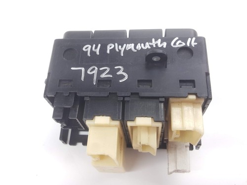 1994 PLYMOUTH COLT Switch Rear Defrost HAZARD WIPER Multi-Switch Interior - Picture 4 of 4