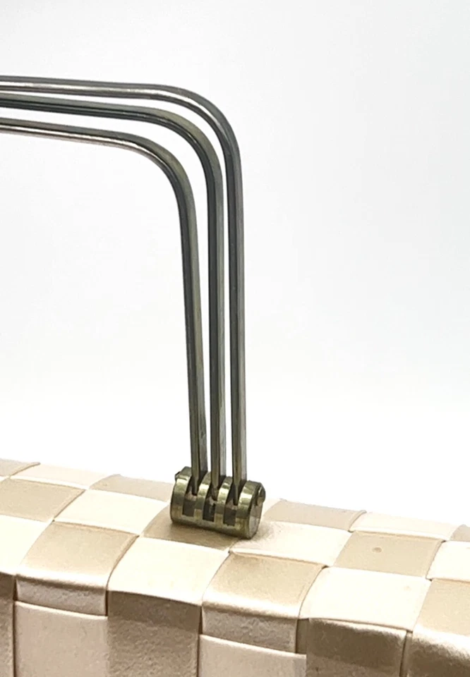 Bolso de Mano MAGID NY de Colección CAJA MONEDERO Cesta de Satén Tejido Asas Triples Foto 4 de 4