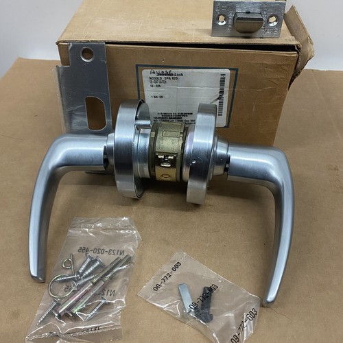 4 schlage And 2 Yale lock For parts ( All Of Them Are Incomplete) Missing Parts - Picture 11 of 12