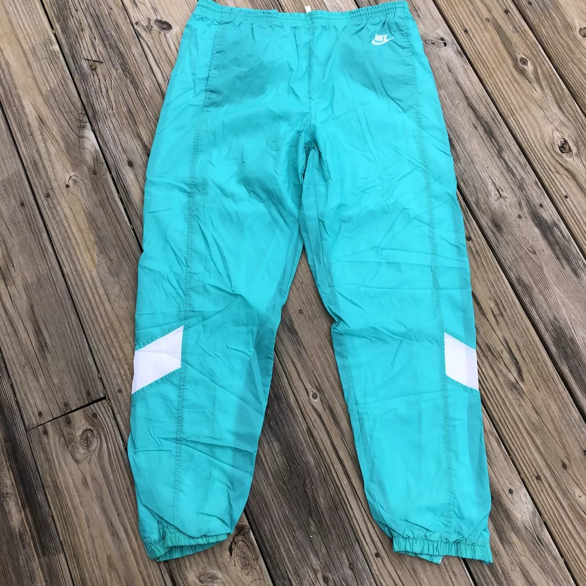 swishy pants nike