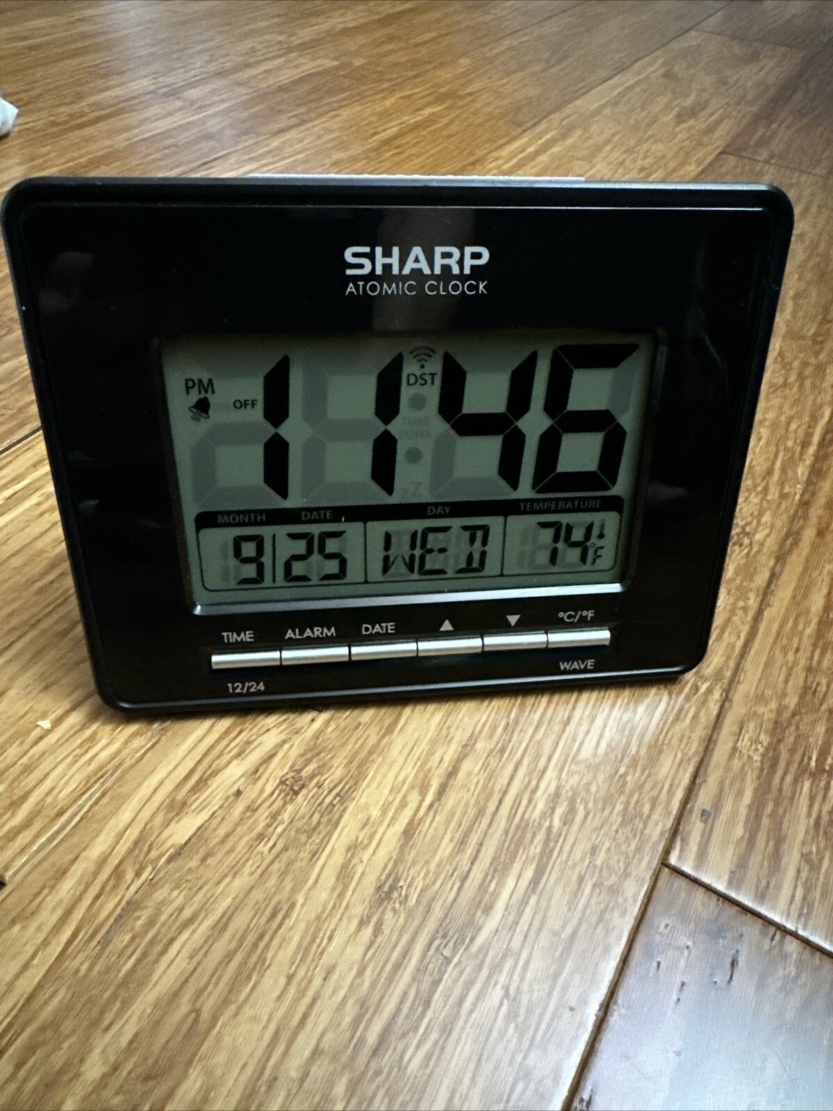 Sharp Desktop Clock SPC932 Atomic Accuracy Time Date Temperature Alarm Used.-image