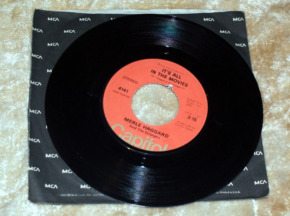 Merle Haggard 45rpm Record , Living With The Shades Pulled Down/All In The Moves - Image 2 of 2