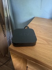 Apple TV 4th Generation 32GB HD Media Streamer (A1625)