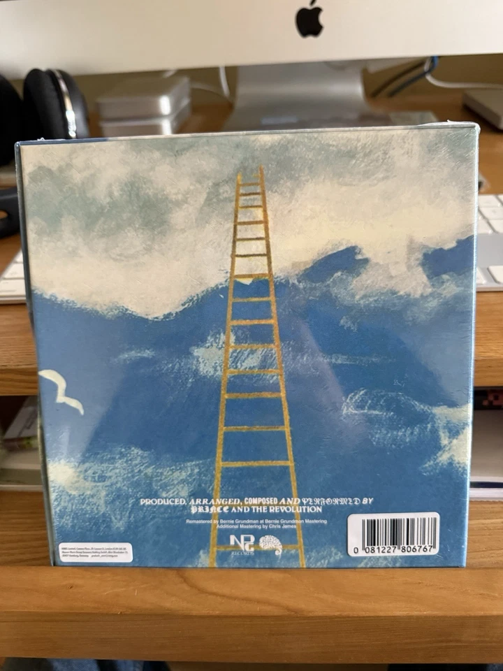 Prince And The Revolution Around The World In A Day 7" box set black friday - Image 2 of 2