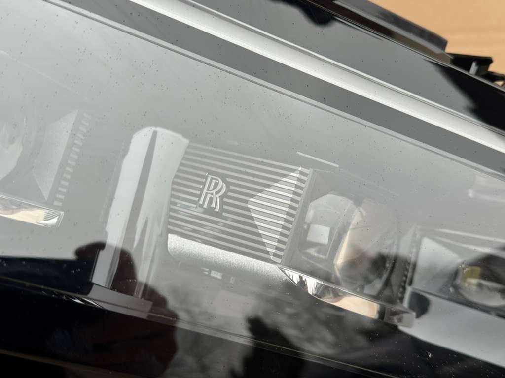 2025 2026 Rolls Royce Cullinan RH Right Headlight LED Perfect! Complete!