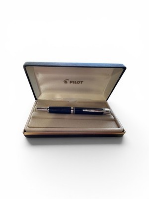 Pilot Vanishing Point Fountain Pen - Blue - 18K - Leather Case + 12 Ink Cart NIB