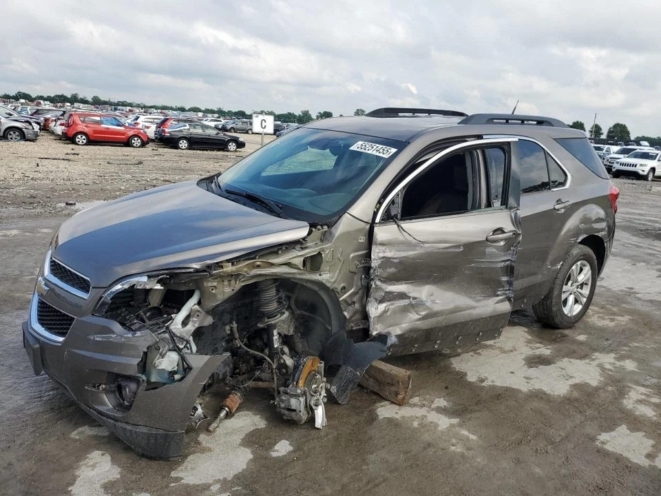 Used Front Left Seat Belt Front fits: 2012 Chevrolet Equinox bucket driver retra - Image 2 of 4