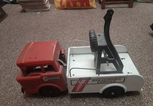 1950's MARX POWERHOUSE BREAKDOWN TRUCK GT COND COMPLETE TIN PLATE