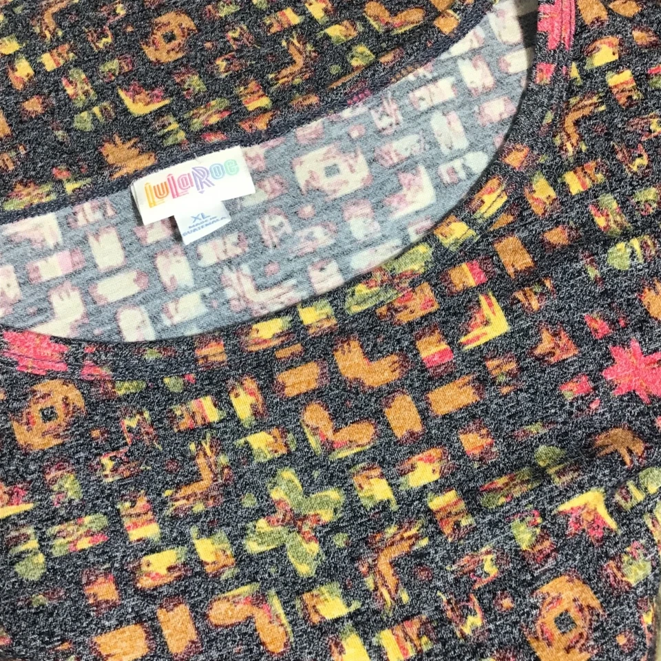 LuLaRoe Julia / Pencil Sheath Stretch Dress / Gray Geometric Print / Size XL - Image 3 of 4