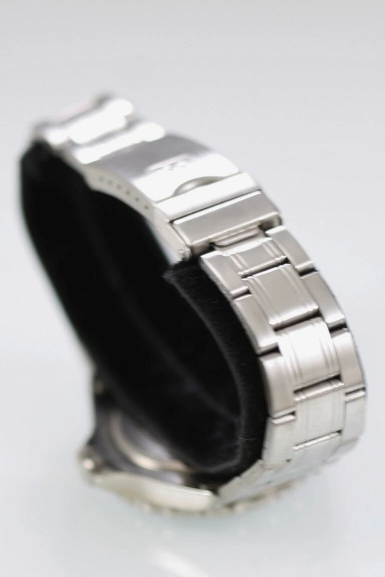 Armitron durasteel watch hot sale