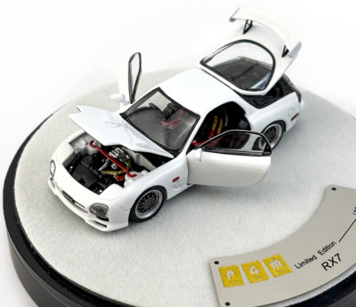 PGM 1:64 White JDM RX-7 FD3S Round Racing Sports Model Diecast Metal Car 
