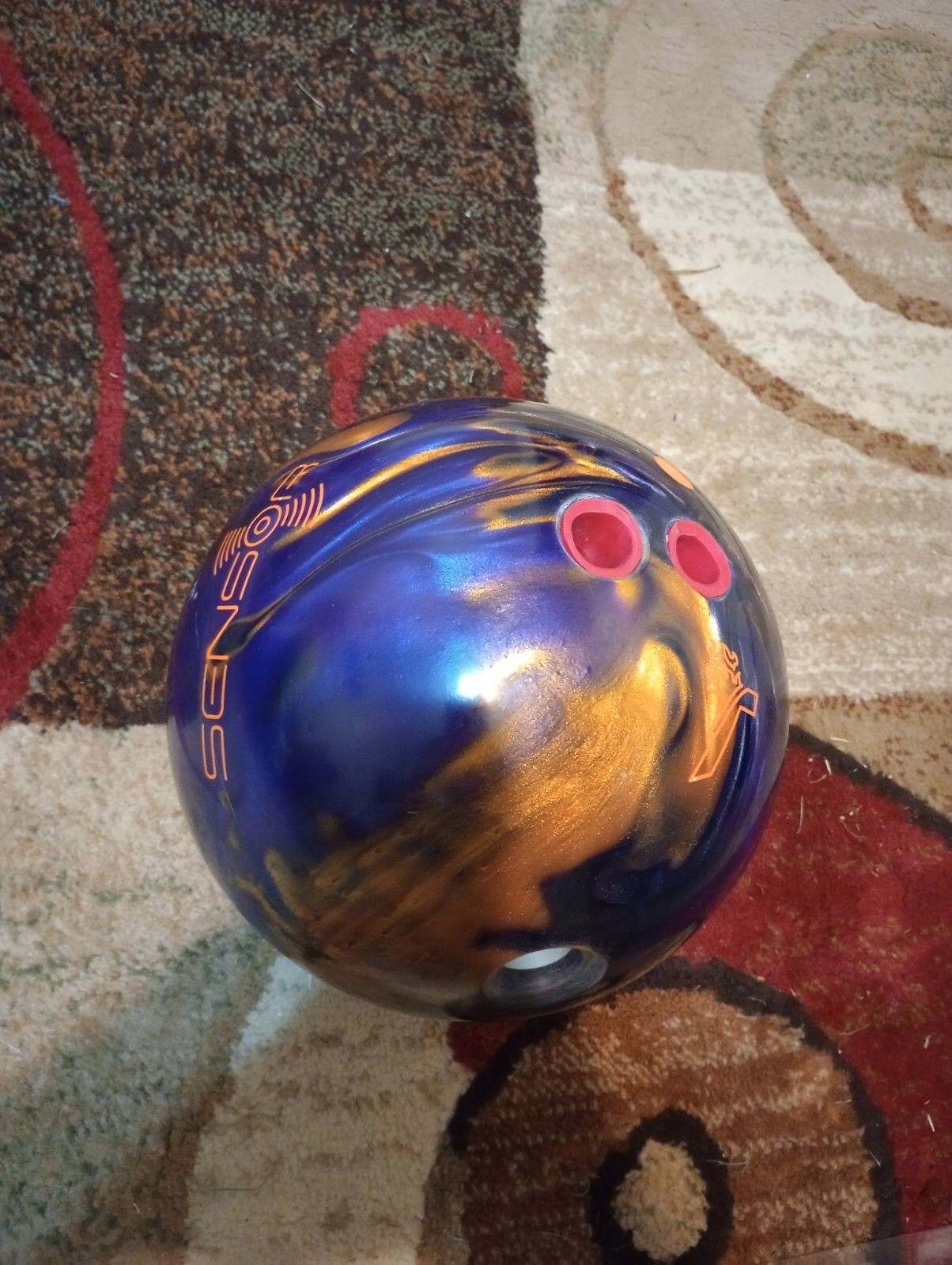 Track Sensor Bowling Ball Purple Smoke Gold Pearl 14 LBs 6 games on