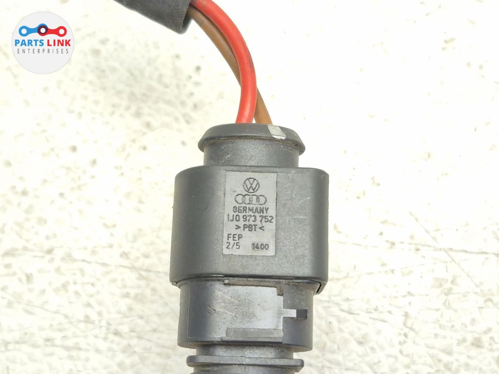 2016-20 BENTLEY BENTAYGA LEFT AUX WATER ENGINE MOTOR COOLANT PUMP 6.0L W12 636