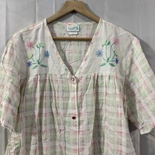 Vtg Seersucker Embroidered Housecoat Dress XL Mumu Lounge Gown Cottage Granny