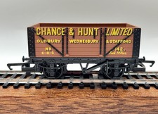 OO Hornby R206 Chance & Hunt Limited 7 Plank Wagon - (NICE)