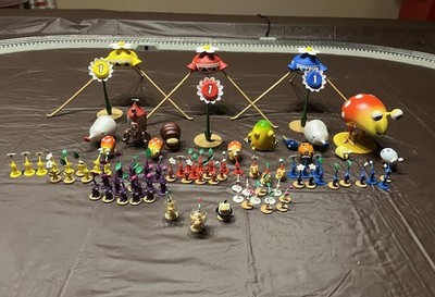 Rare 2004 Agatsuma Pikmin 2 Mini figure Series 1 and 2 Mostly