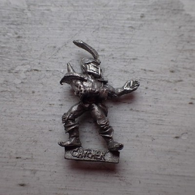 Citadel Warhammer 80s Blood Bowl Dark Elf Catcher A