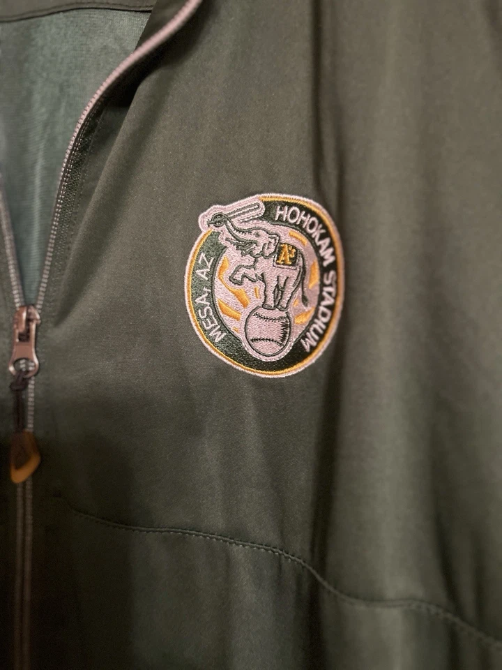Antigua Hohokam Stadium Jacket Men’s Medium Green Oakland A’s Full-Zip - Image 4 of 4