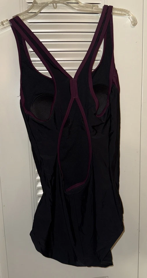 Speedo Potent Borgoña/Negro Talla L Grande 1 Pieza Traje de Baño Práctica Competición Foto 4 de 4