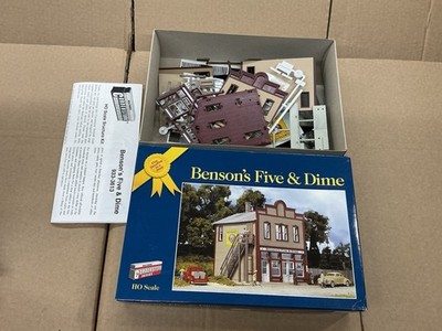 WALTHERS HO SCALE BENSONS FIVE & DIME BUILDING SET FOR RAILWAY LAYOUT!