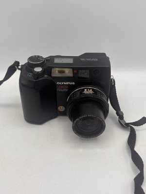 Olympus Camedia C-4040ZOOM 7.5X Digital Zoom 4.1 Megapixel *SM Card Included