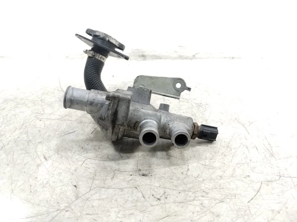 Yamaha Stryker VStar 1300 XVS1300 2013 carcasa termostato Foto 2 de 4