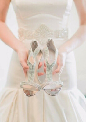 *P302 Glint Devyn Rhinestone Embellished Silver Tone Sandals   Sz 9.5