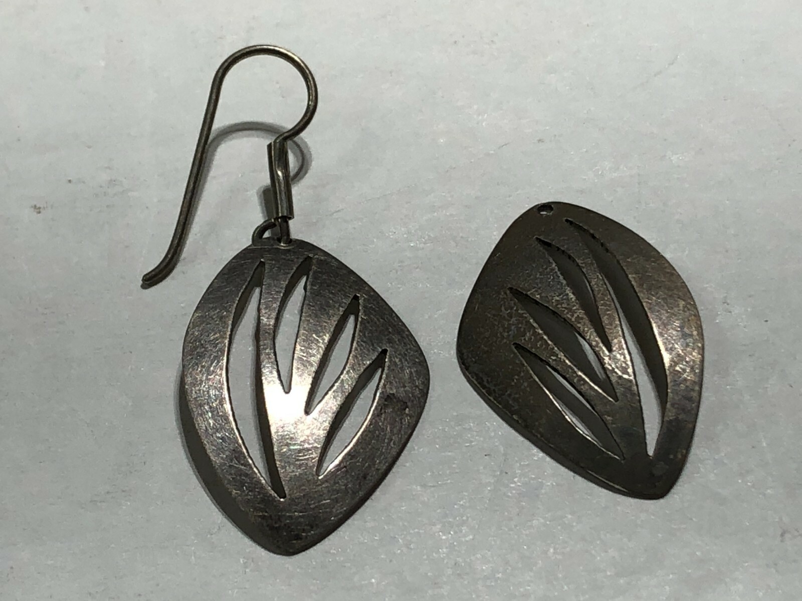 Native American Diamond Leaf Shaped Dangle Earrin… - image 4