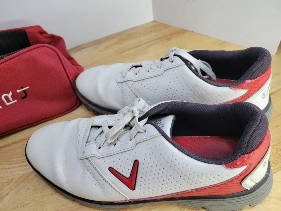 Botines de golf Callaway para hombre talla 10,5 "Balboa" blancos/rojos/negros sin clavos CG103WRD Foto 3 de 4