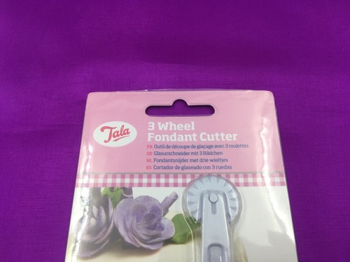 Tala 3 Wheel Fondant Icing Cutter Tool Embossing Straight Wavy Stitch Patterns - Picture 3 of 11