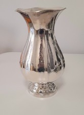 Vaso in argento 800 battuto a mano 730 gr.